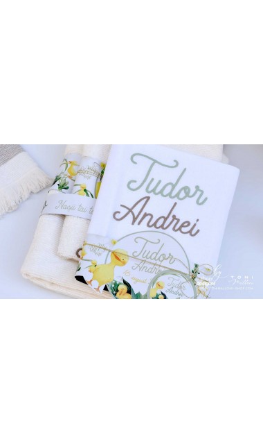 Trusou botez cu ratuste, narcise si flori de margaritar Mac Mac 8